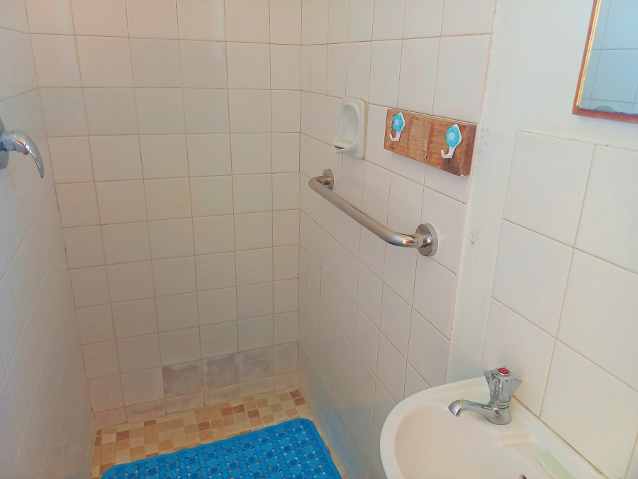 To Let 3 Bedroom Property for Rent in Bredasdorp Western Cape